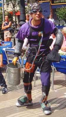 Living statue: Electric Man used to use pre-existing crowds, collecting coins from diners in Ramblas cafes.