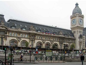 Gare de Lyon train station, Paris; Pickpockets in Paris