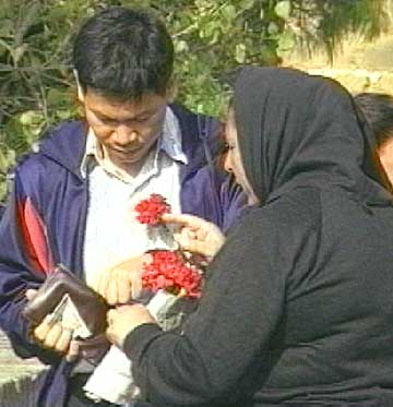 Pickpockets with flowers